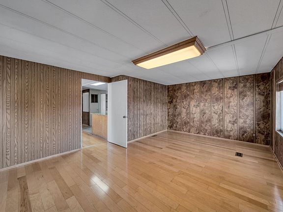 5th image of 510 Saddle Brook Dr Space 146