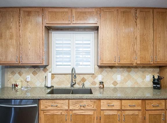 5th image of 5657 Woodcrest Dr