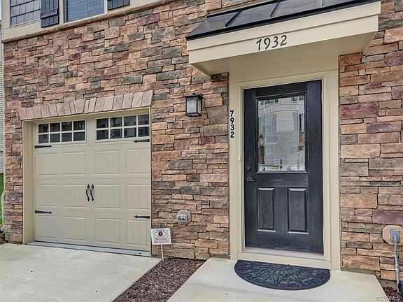 2nd image of 7932 Wistar Woods Ct