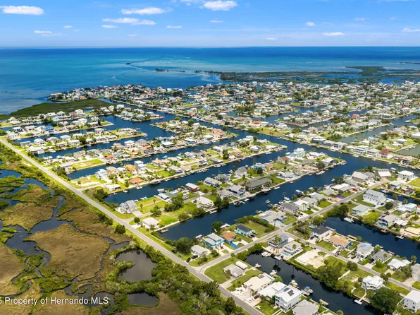 4098 Diaz Ct, Hernando Beach, FL 34607