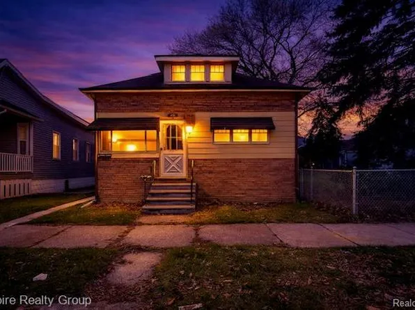 25 W Broadway St, Ecorse, MI 48229