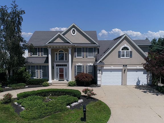 4th image of 10682 Saint John Dr