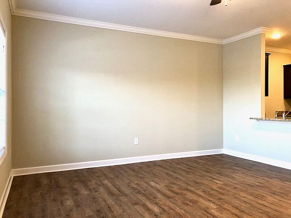 3rd image of 1201 S Water Ave
