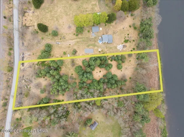 Masthope Plank Rd, Lackawaxen, PA 18435