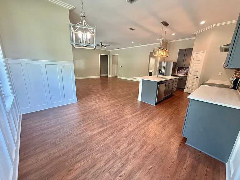 1037 Stagecoach Bnd — Photo 10