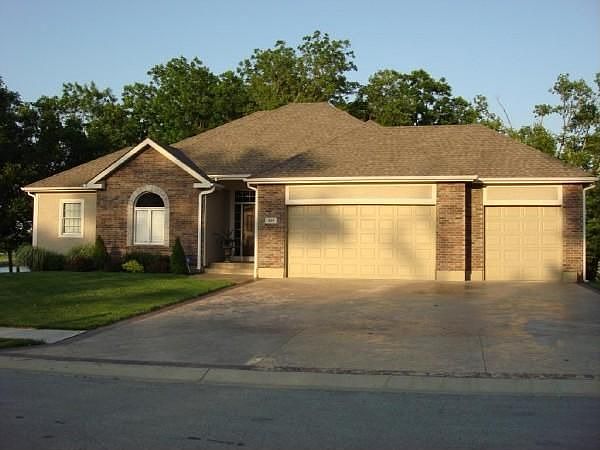 205 Peach Tree 