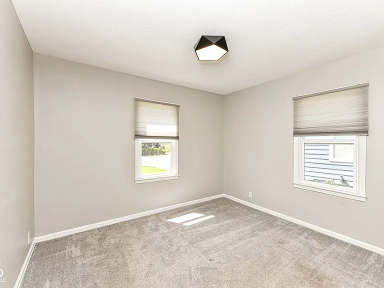 5301 Evanston Ave — Photo 22