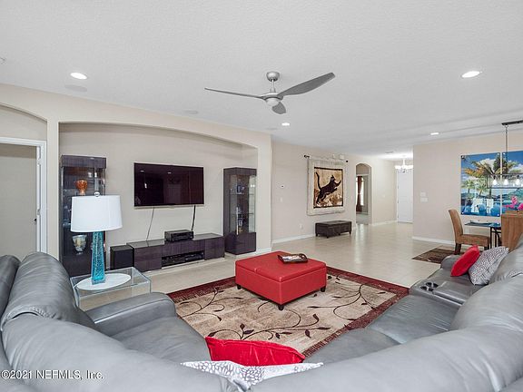 5th image of 38 Kiwi Palm Ct