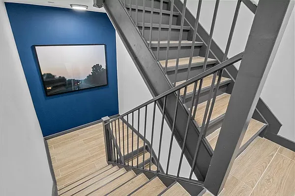 Rented by Compass | media 28