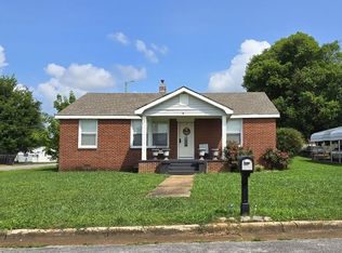 2801 E 13th Ave, Sheffield, AL 35660
