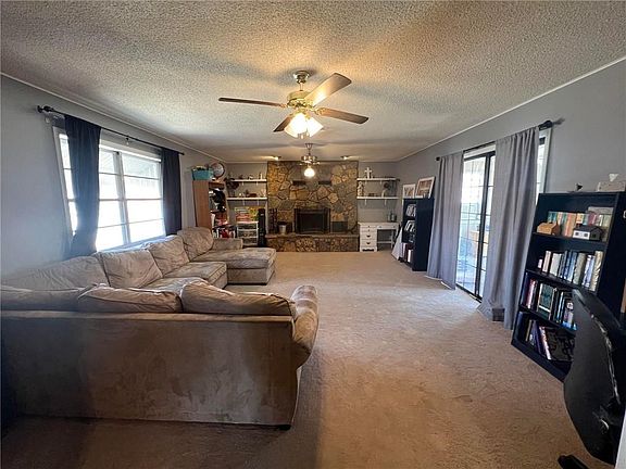 5th image of 234 Circle Dr