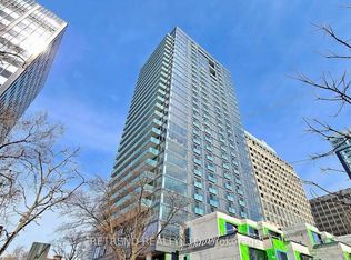 99 Foxbar Rd #907, Toronto, ON M4V0B2