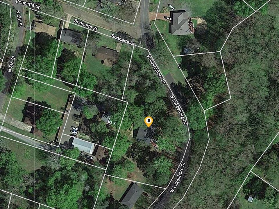 1st image of 1306 W Lakeshore Dr