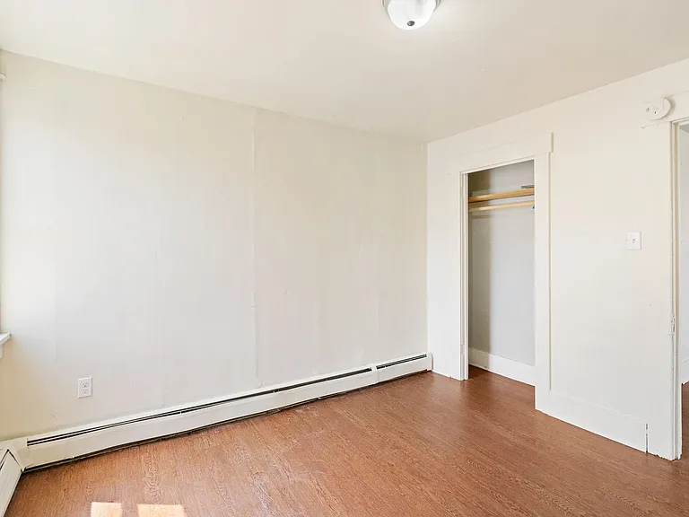 270 15th Street — Photo 19