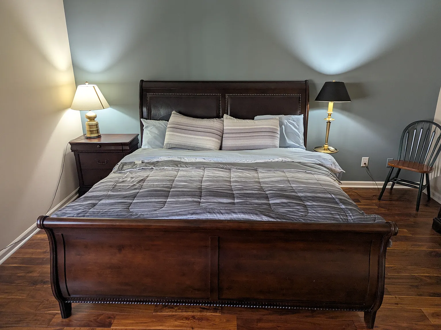 2 bed, 1000 sqft, $1,745 — Photo 3