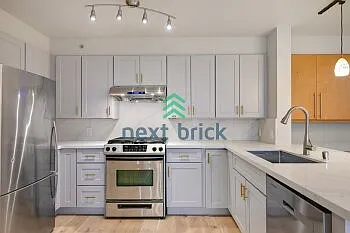 124 Bellevue Ave E #206 — Photo 4
