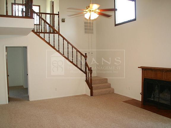2nd image of 2600 E Tulare Ave