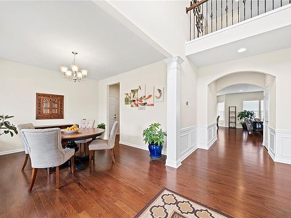 3rd image of 6798 Majestic Oaks Dr