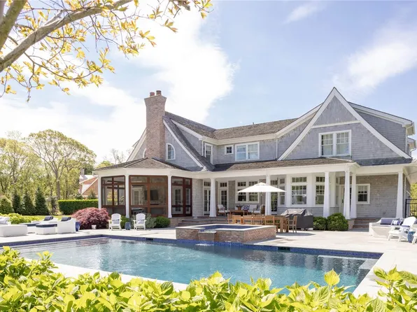 200 Deer Run, Southold, NY 11971