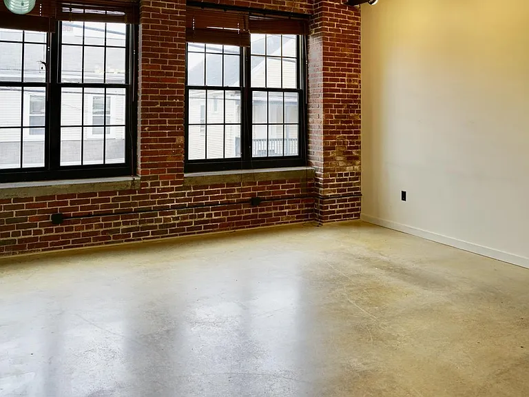 406 Lincoln St #207 — Photo 15