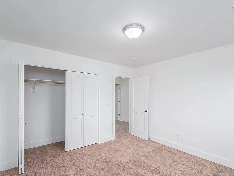 601 S Pine Ave #601 — Photo 11