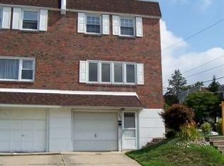 7401 Hill Rd, Philadelphia, PA 19128