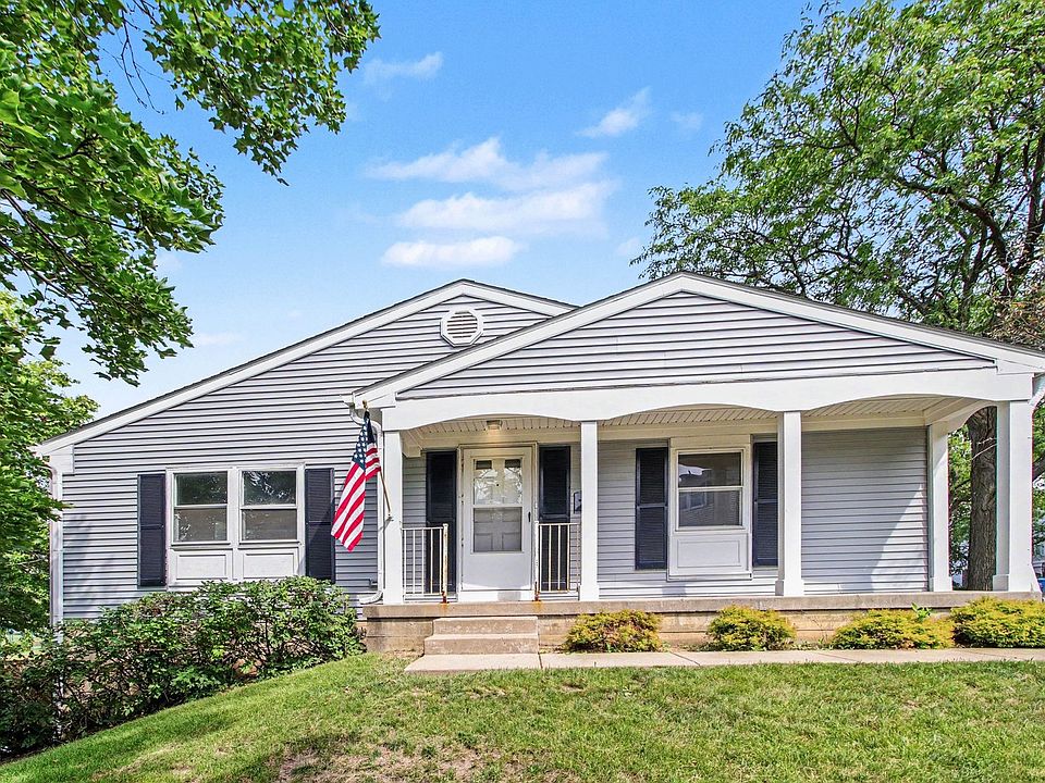1st image of 1938 Oxford Ct