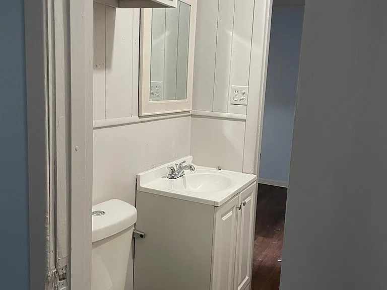 126 E Alabama St — Photo 10