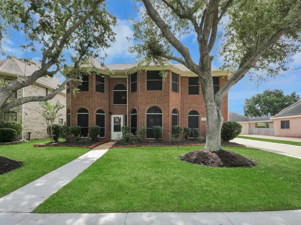 4423 Tree Line Dr, Pasadena, TX 77505