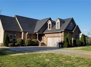 7547 Sifford Rd, Stanley, NC 28164