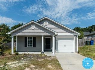 1404 Ikes Pond Ln, Raleigh, NC 27610