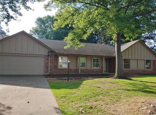 10045 S Lakewood Ave, Tulsa, OK 74137