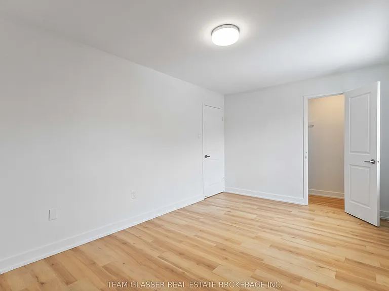 540 Proudfoot Ln #401 — Photo 22
