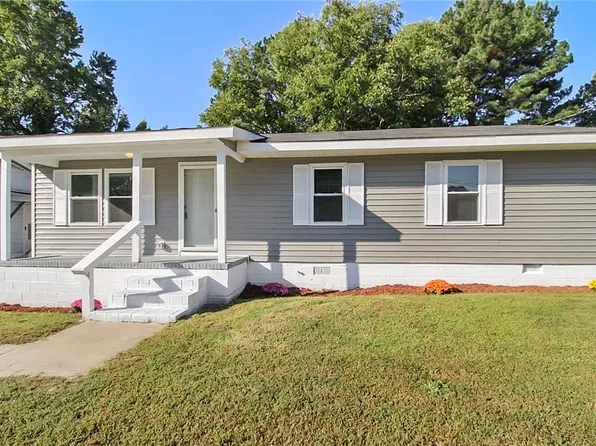 108 Holland Cir, Franklin, VA 23851