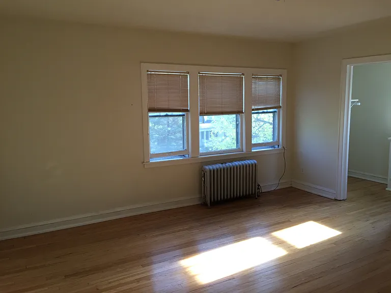 203 16th St S #205 — Photo 6