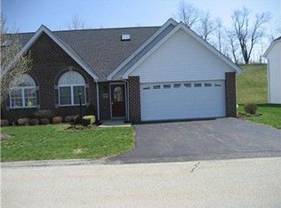 5033K Whispering Pines Ln, Murrysville, PA