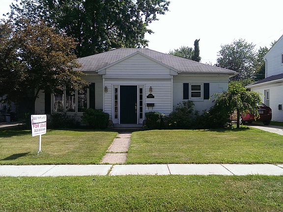 3rd image of 23260 Doremus St
