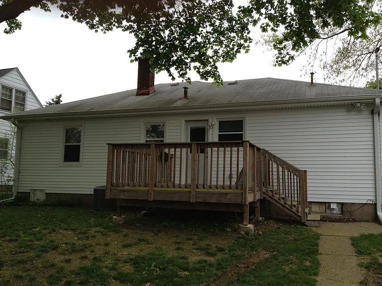 729 Jones St — Photo 3
