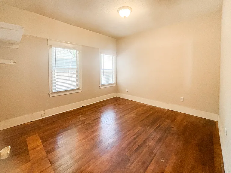 2055 Kettner Blvd — Photo 11