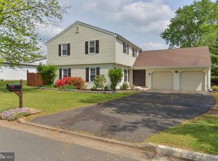 103 Cherry Tree Ct, Sterling, VA 20164