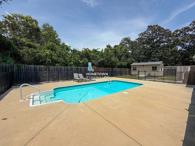 220 Cordoba St — Photo 58