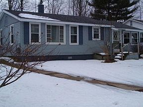 5th image of 801 Hillcrest Dr
