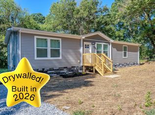 217 Doris Ln, Maryville, TN 37803