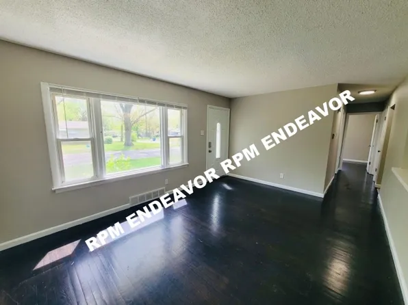 11941 Raymond Ave, Saint Louis, MO 63138