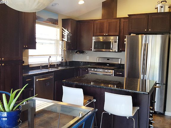 2nd image of 8004 NE 156th Pl