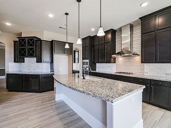 3rd image of 12 Alamito Canyon Pl