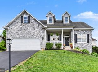 439 Woodland Dr, Dillsburg, PA 17019