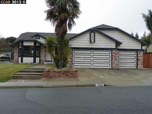 1st image of 3935 Rockford Dr