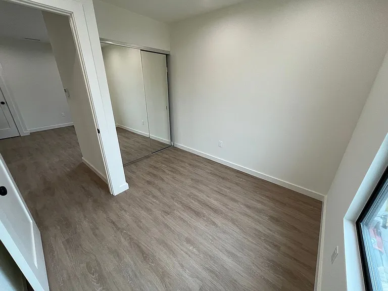 Newly Remodeled 2 Bed 1 Bath Unit in PB — Photo 13