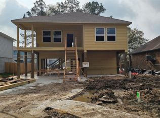 1902 Ashlee Ct, Dickinson, TX 77539